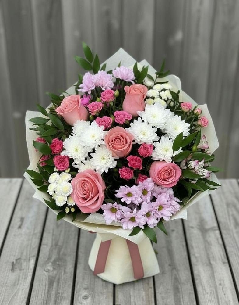 Букет цветов из: Альстромерии, Гвоздики, Розы и Хризантемы в Камских Полянах