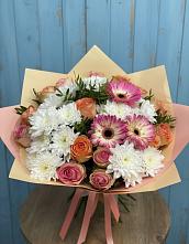 Букет цветов из:  Розы, Герберы и Хризантемы в Камских Полянах