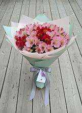 Букет цветов из:  Альстромерии в Камских Полянах