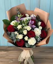 Букет цветов из:  Розы и Альстромерии в Камских Полянах