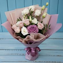 Букет цветов из:  Розы и Лизиантусы в Камских Полянах