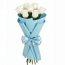 Букет 7 белых роз Проуд в Камских Полянах