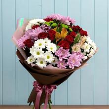 Букет цветов из:  Розы, Хризантемы и Альстромерии в Камских Полянах
